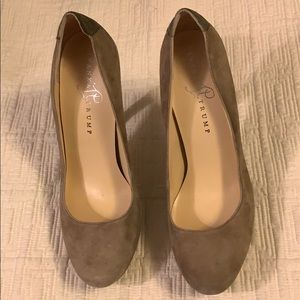 IVANKA TRUMP 8 5” with 1” platform heels